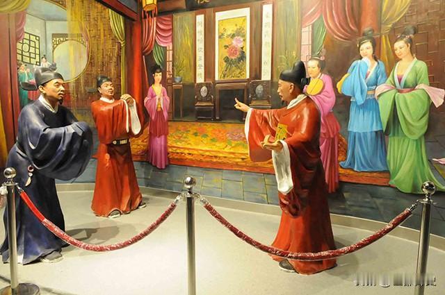 永乐十六年戊戌科状元，是福建长乐县人李马。在举行唱名仪式那天，朱棣觉得堂堂状元