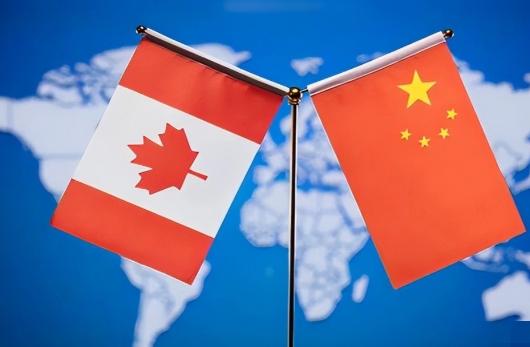 西方七国联盟——开始走向分裂，与其说，加拿大总理这趟时隔八年访华是“破冰之旅