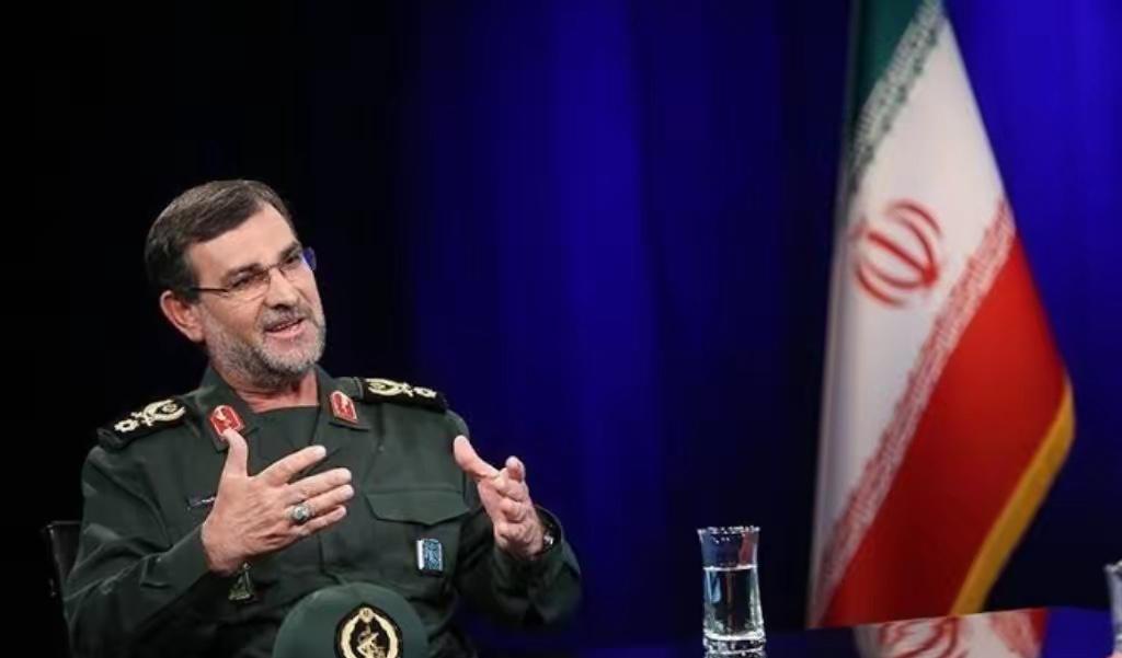 伊朗革命卫队海军司令阿里礼萨・唐西里：“邻国对我们持友好态度，但如果它们的领土、