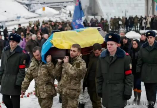 乌克兰的伤亡情况，终于有人说了真话！俄乌两国打了四年左右的时间，俄罗斯的伤亡人数