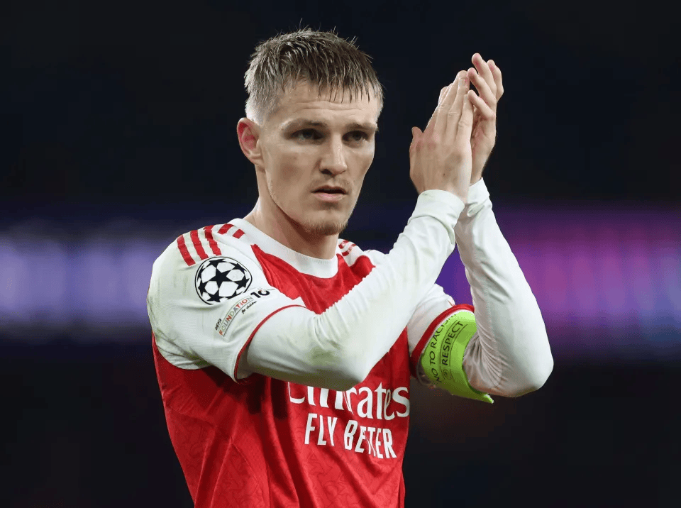 跟队独家: 厄德高一直在用反重力跑步机加训, 预计11月复出