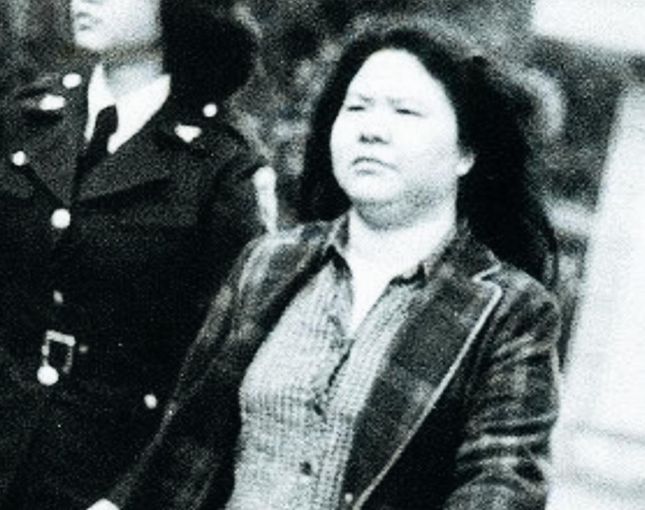 赖清德爱将晒陈菊黑白照，3小时紧急下架！网友炸了：以为要公祭民进党又出离谱