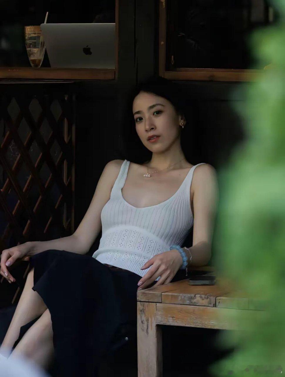 世间万般温柔，心事不必尽数言说