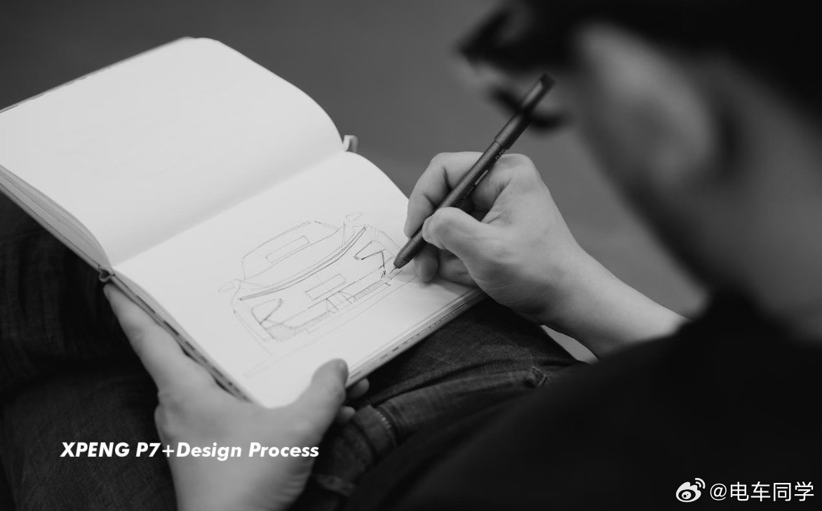 小鹏p7+在设计时候的图纸和油泥模型车，大家感觉咋样？