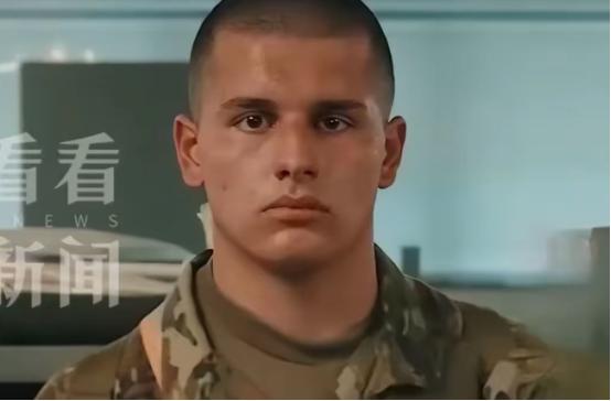 130万美军断薪了!当地时间10月27号,美联邦政府停摆满27天,麻烦还在扩大