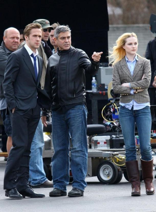 克鲁尼当导演？这老哥的才华被严重低估了！《总统杀局》就是他交出的投名状。别