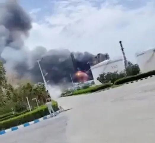 全世界都被骗了！阿联酋退出OPEC根本不是为了多产石油赚钱。彭博社5月
