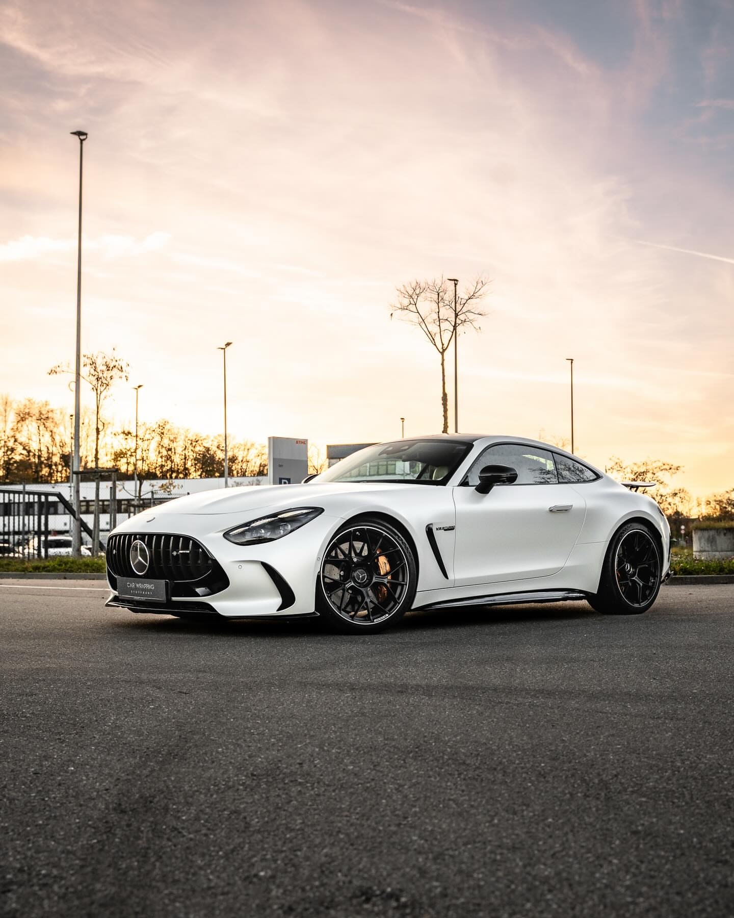 全新AMGGT63–新的亮相。从白色到珍珠白哑光——差异简直惨烈。😮