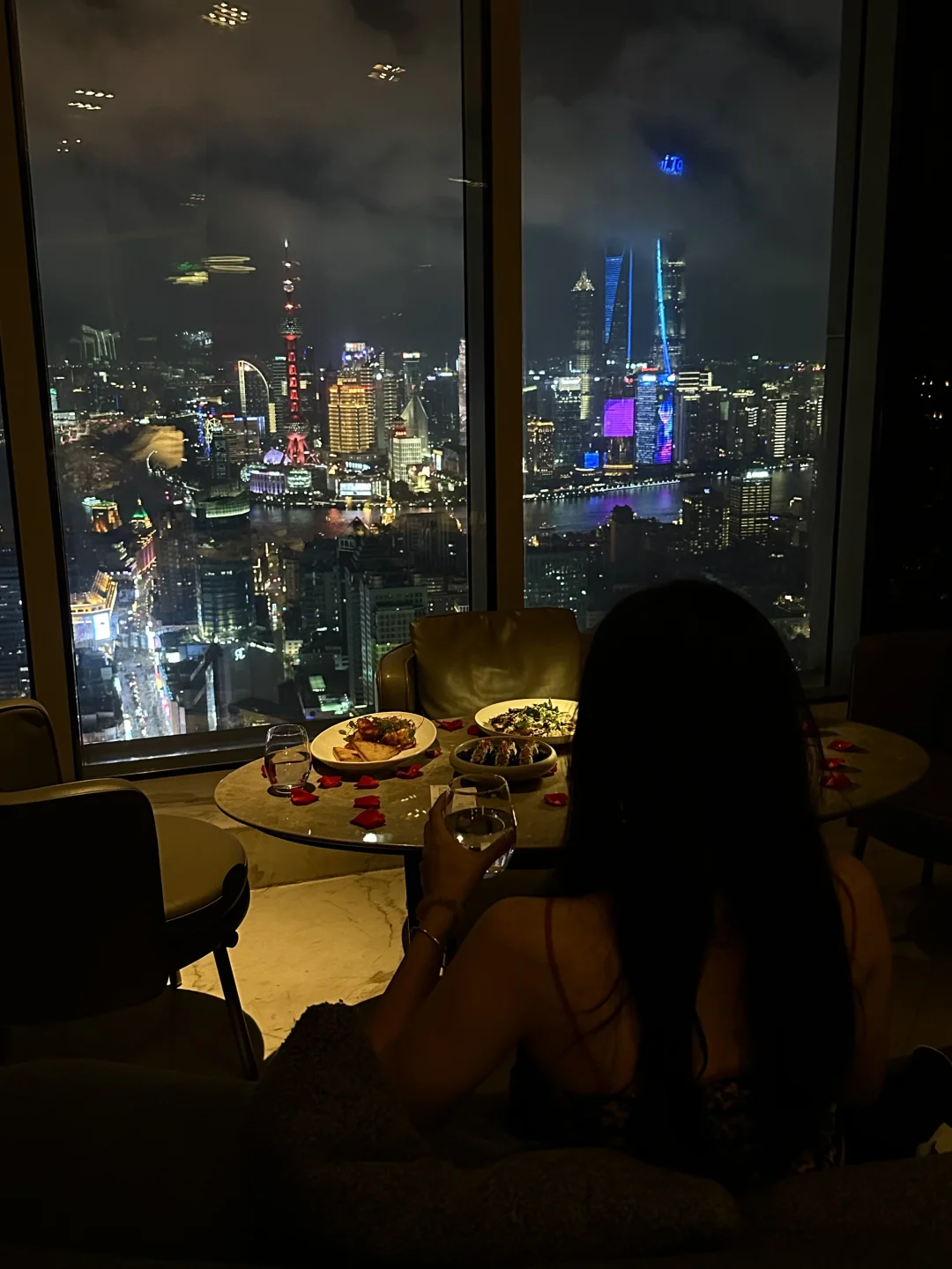 上海果然富贵迷人眼啊……