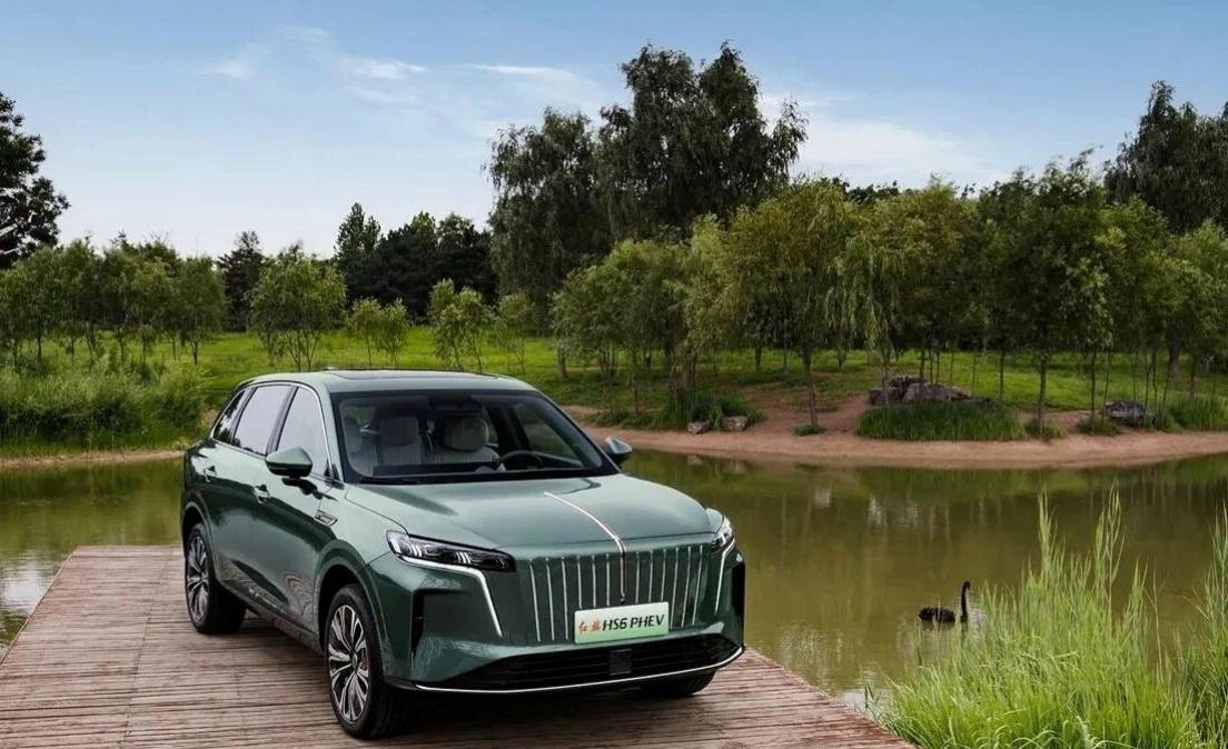 拒绝冰箱彩电内卷！红旗HS6PHEV17.88万起，东方豪华重塑大五座标杆中