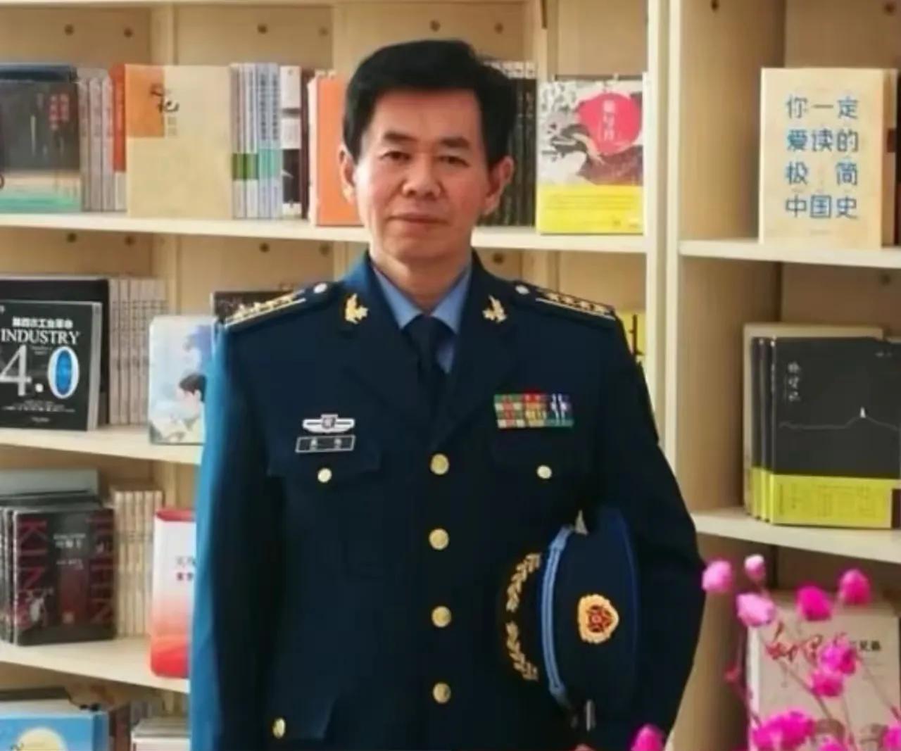 戴旭大校说得太到位了！武器再先进也不代表真的厉害，真正能让人站稳脚跟的，是心里的