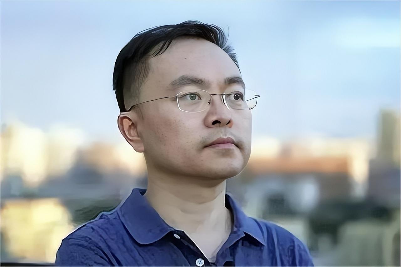 蔡磊称推出的渐冻症药领先全世界蔡磊以自身为炬，与科学家并肩攻克渐冻症难题，这份直