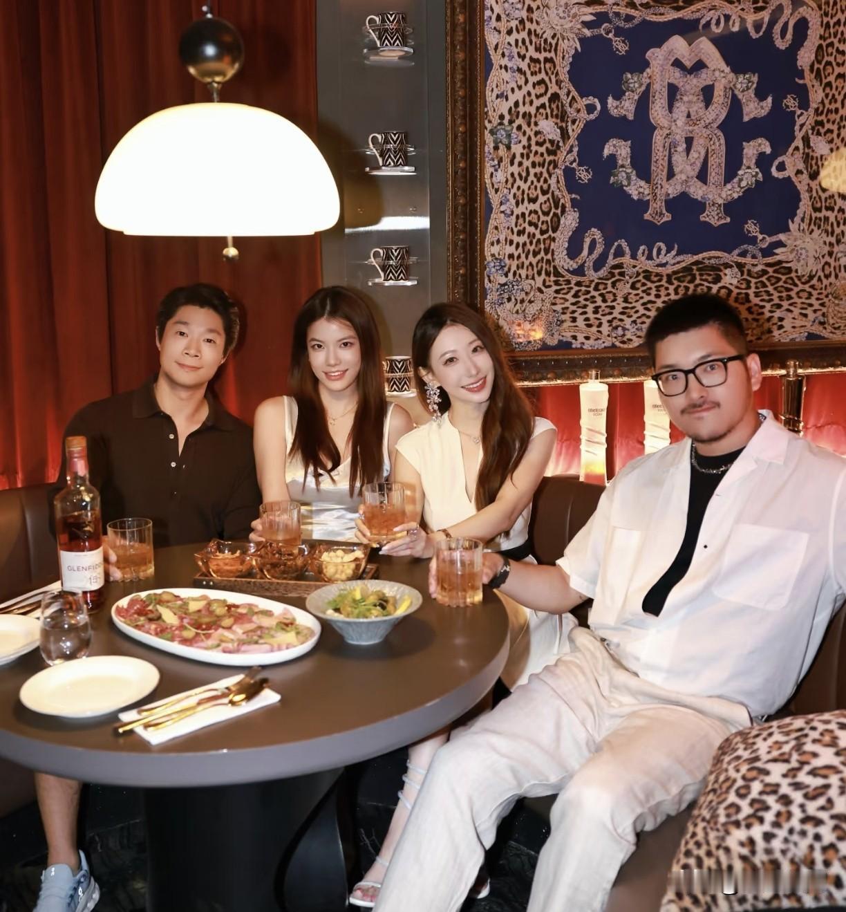 荣格强调说：“男人的责任感，从来不是主动的本心，而是被道德、舆论、亲情、世俗规则
