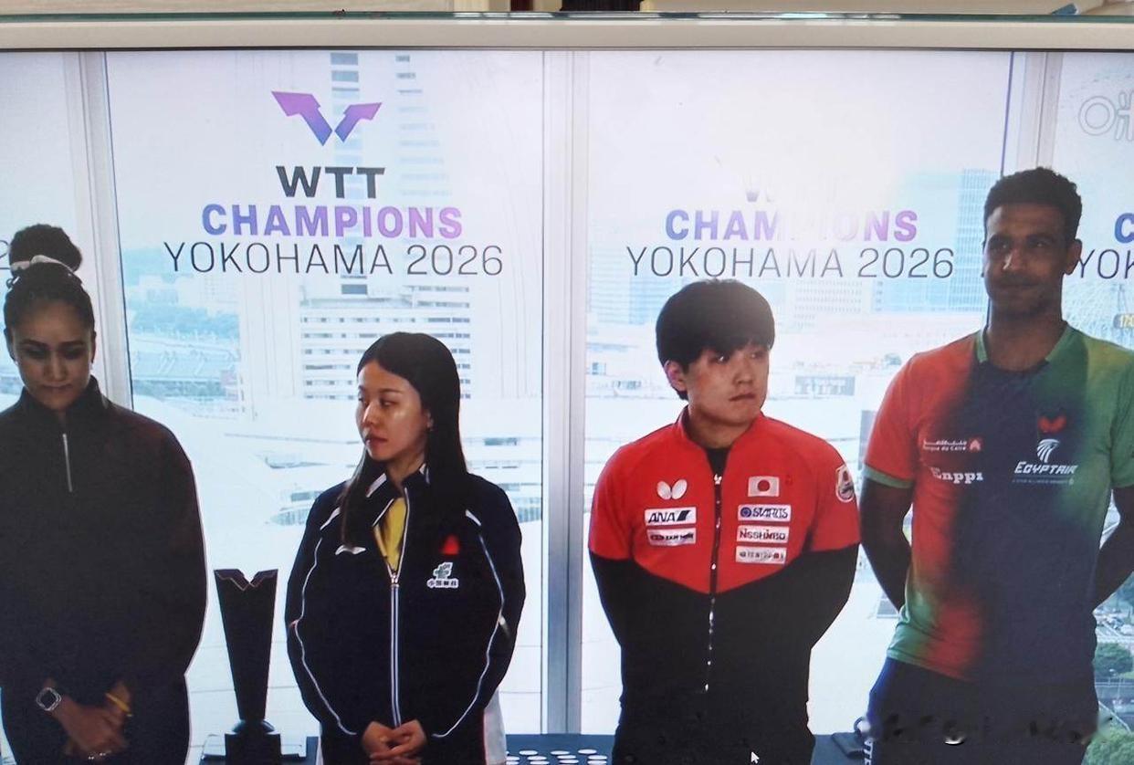 横滨抽签一出，张本智和当场脸色凝重。谁也没料到，张本美和首轮就要碰上桥本
