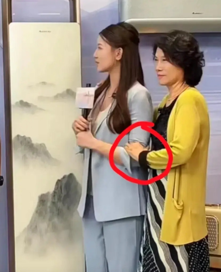 董明珠和孟羽彤联合直播真的给我们所有人都上了一课，那就是，没有永远的朋友，也