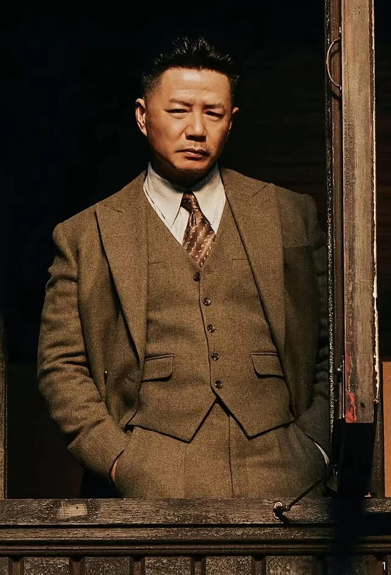 6月16日，导演王宝强的新电影《狠家伙》已经发海报官宣了。这是王宝强执导的第三部
