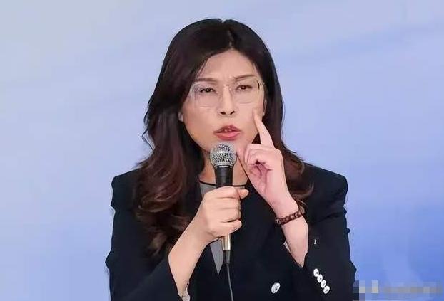 可能连郑丽文都万万没想到，最终真心支持她的，全程为她站台的，除了她的团队成员之外