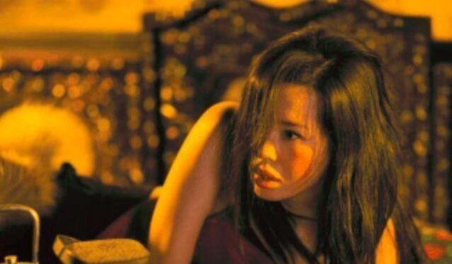 此人是民国恶匪，其恶行令人发指，竟将罪恶之手伸向无辜村民，逼得老母绝望自尽！