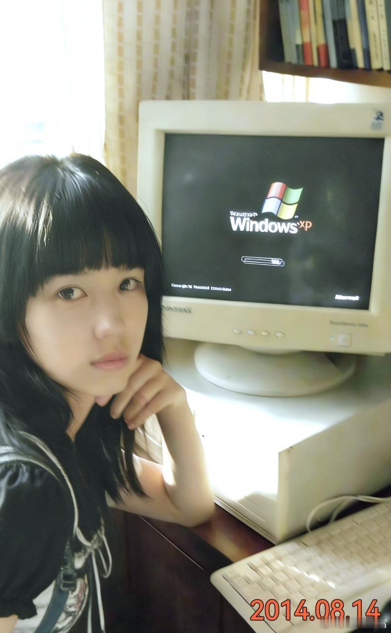 周也🍉高中时期的周也，颜值从小美到大？