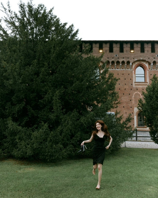 网友说赵露思这一张图封神了，你有这种感觉吗？