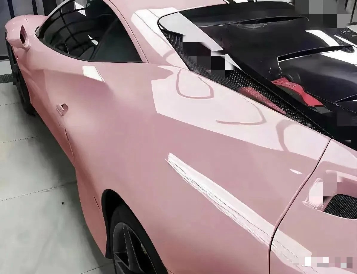 这汽车贴膜也太逼真了吧。