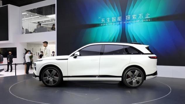 国产新上两款纯电SUV, 激光雷达空悬, ModelY不香了