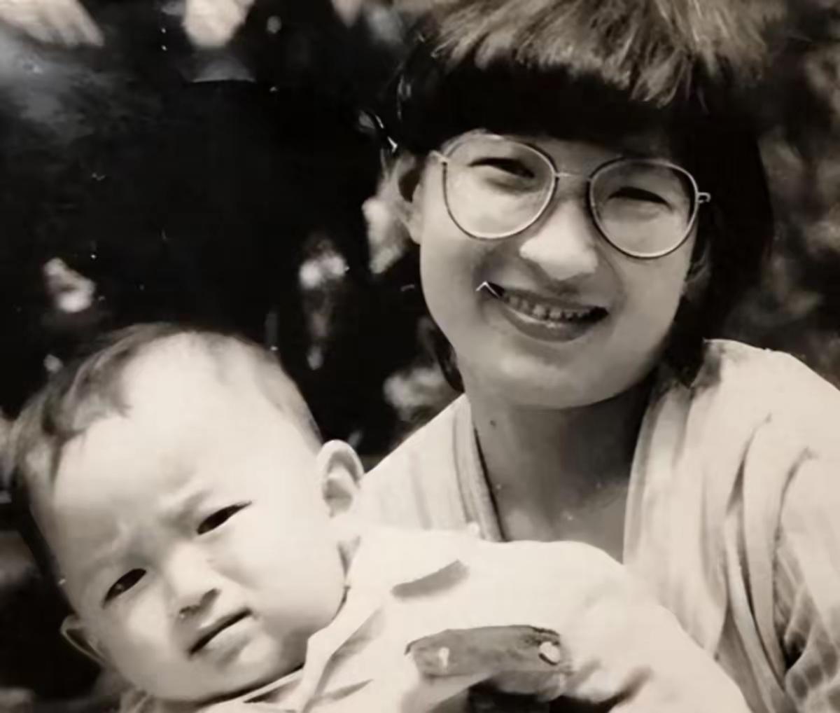 1988年，陕西女子丢了儿子，为了小孩子，她和丈夫离婚。32年后，她终于和儿子团