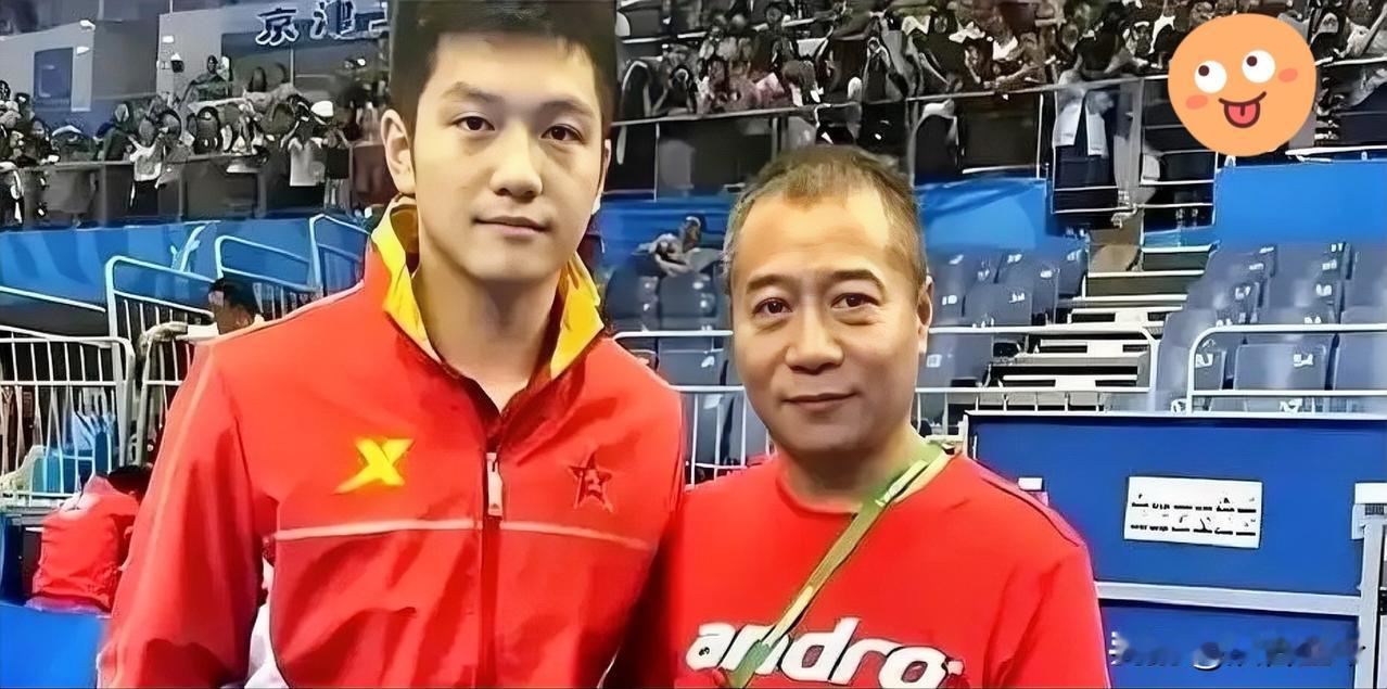 [红脸笑]当年在八一队那个敢“横着走”的11岁小孩，终究是把快乐弄丢了。