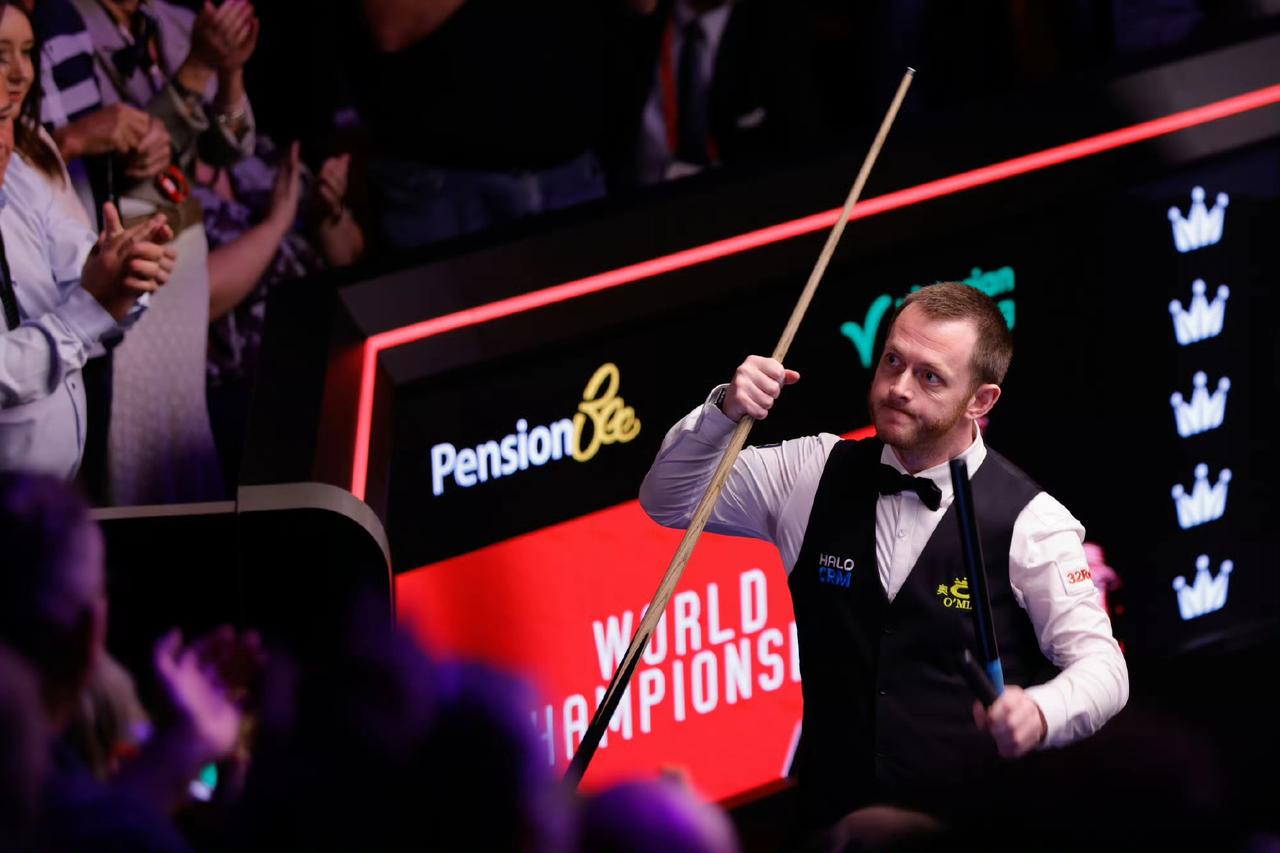 2026斯诺克世锦赛四强全部产生，真正的“三英战吕布”，吴宜泽一人单挑英伦三杰。