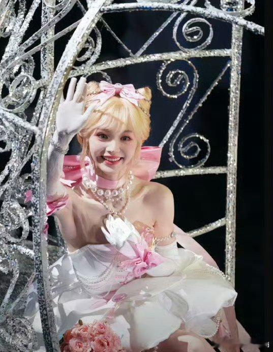 田曦薇这个小猫咪怎么如此之萌真的天生coser圣体吧姐姐​​​