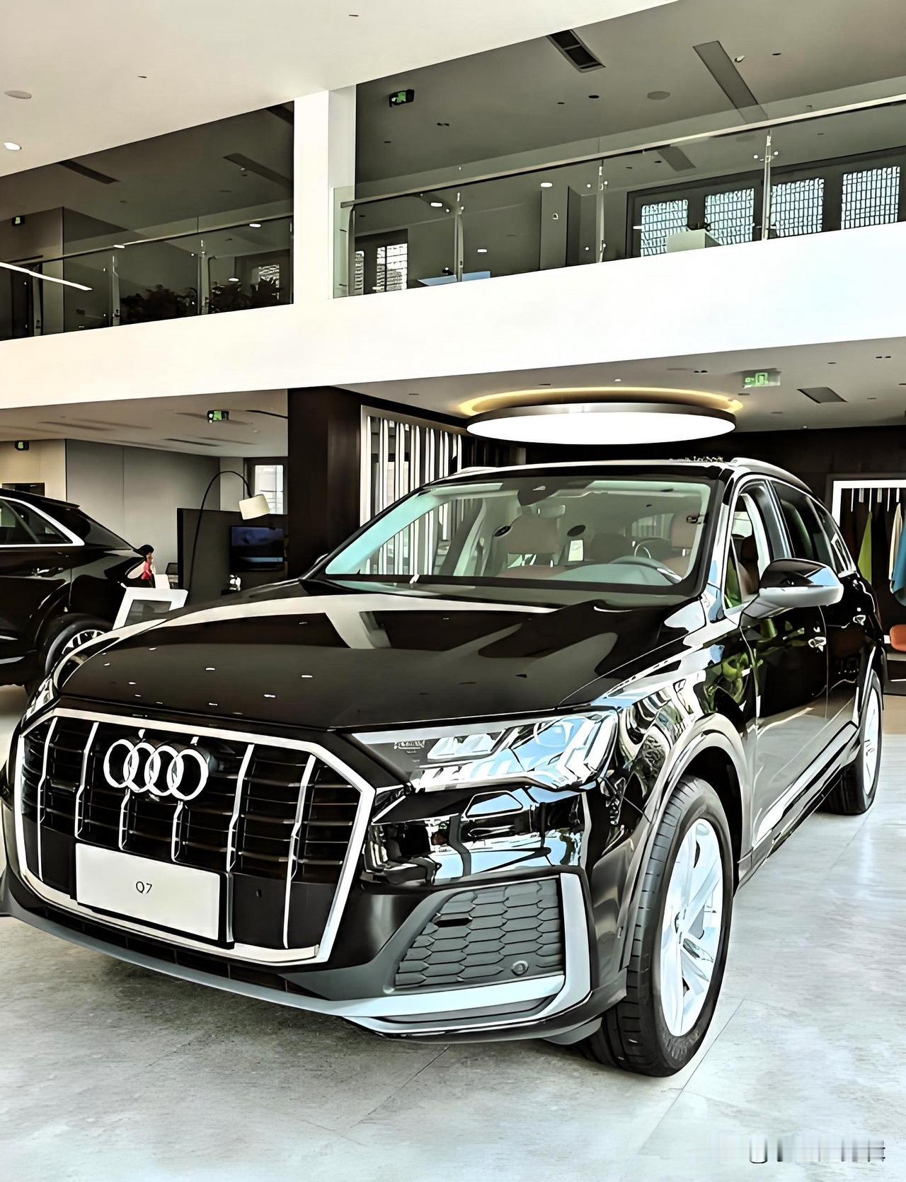 真实车主掏心窝分享，看完不纠结！纠结豪华中大型SUV的朋友，大概率绕不开奥迪