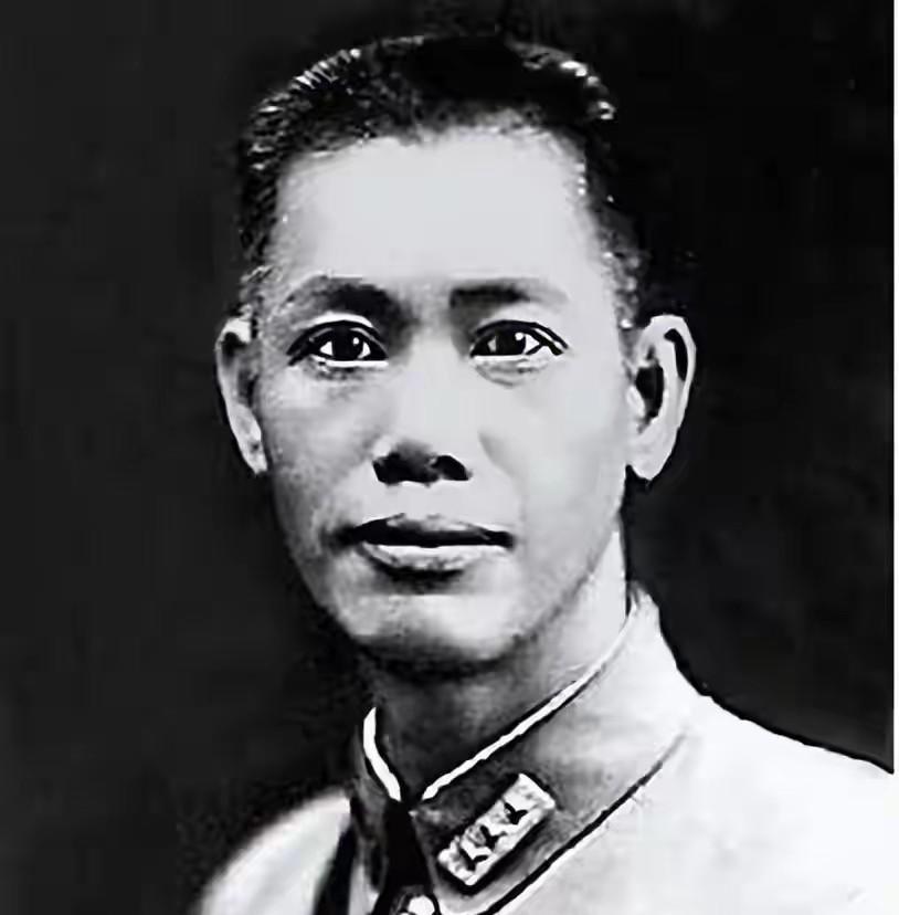 南昌起义一大遗憾！贺龙提前预判此人动摇提议管控，叶挺顾念袍泽未采纳，四千余精锐中