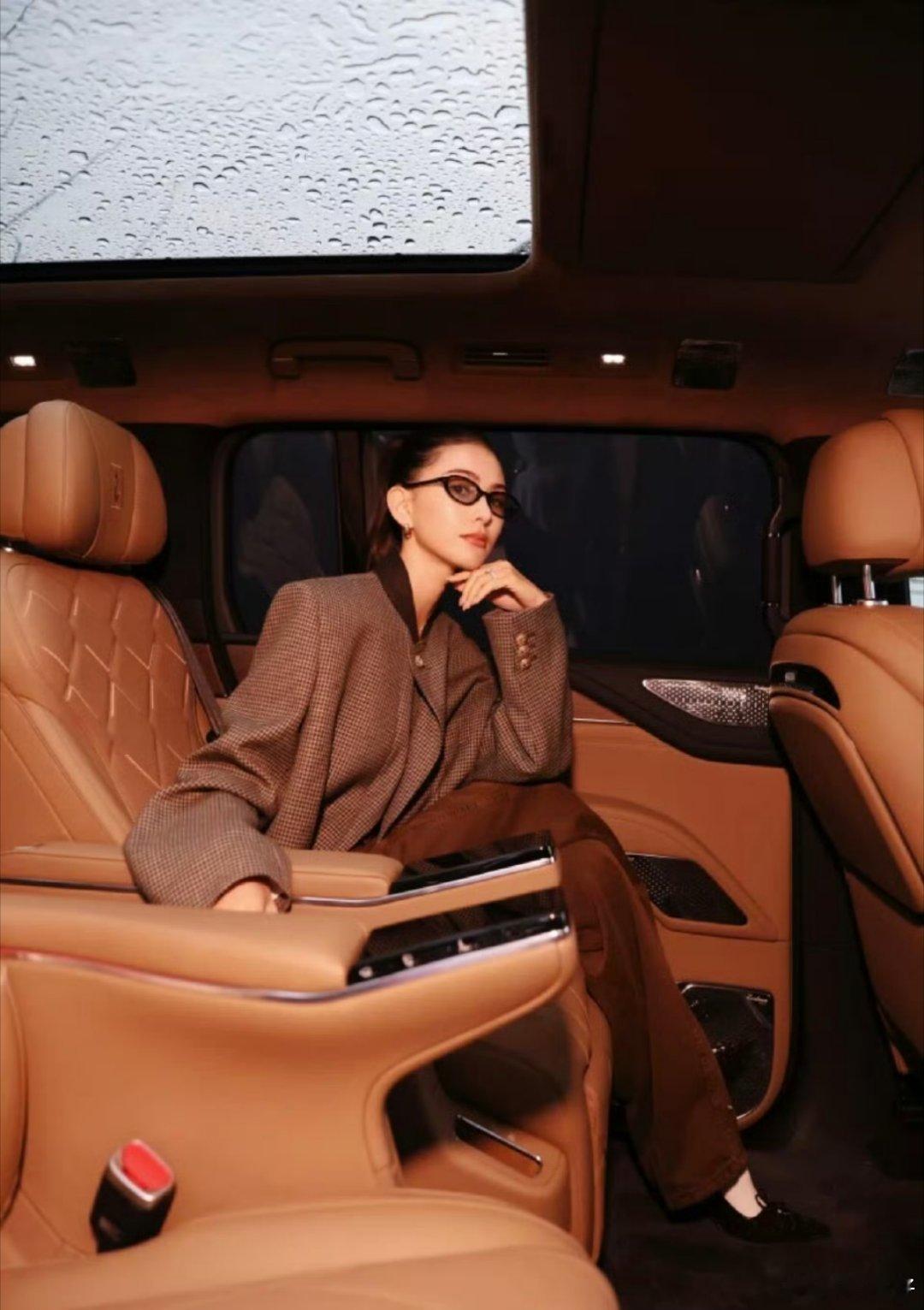 仰望u8l如果我没考过是昆凌吧？杰伦的演唱会没买到票，看到本人，在这儿看到了！第