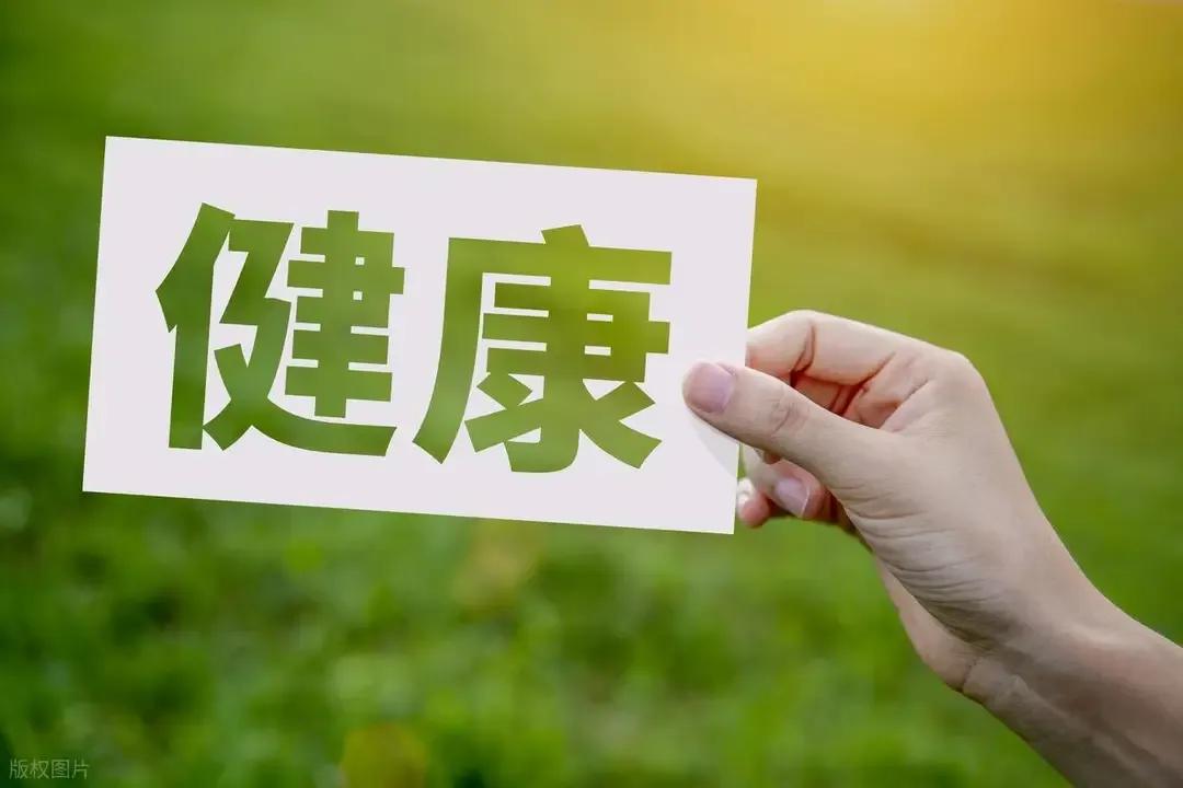 🥢老人言：别小看菜摊上灰扑扑的芋头，它不声不响，却是慢病人群的“地下医生”！