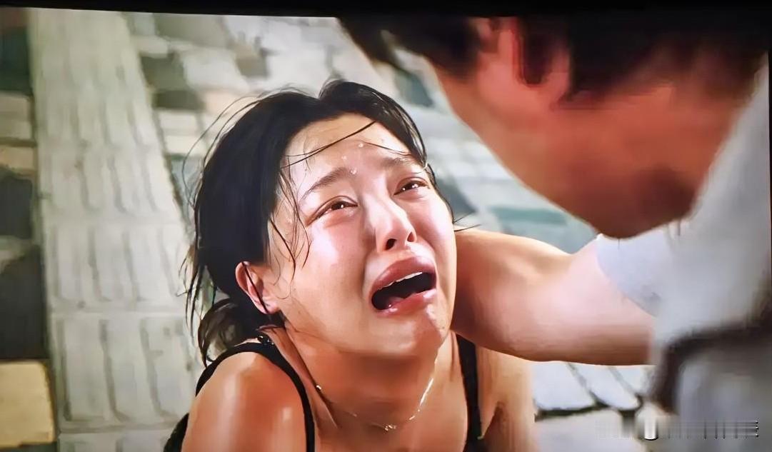 哇塞，辛芷蕾这波回应太飒了！六连问直接怼翻质疑。事情源于疑似郝蕾朋友圈发文，