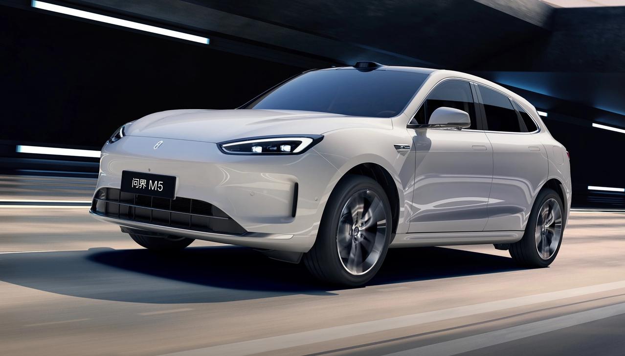 继续品牌帮选车系列，前天聊到零跑（），今天聊聊鸿蒙智行，“五界”到底怎么选：