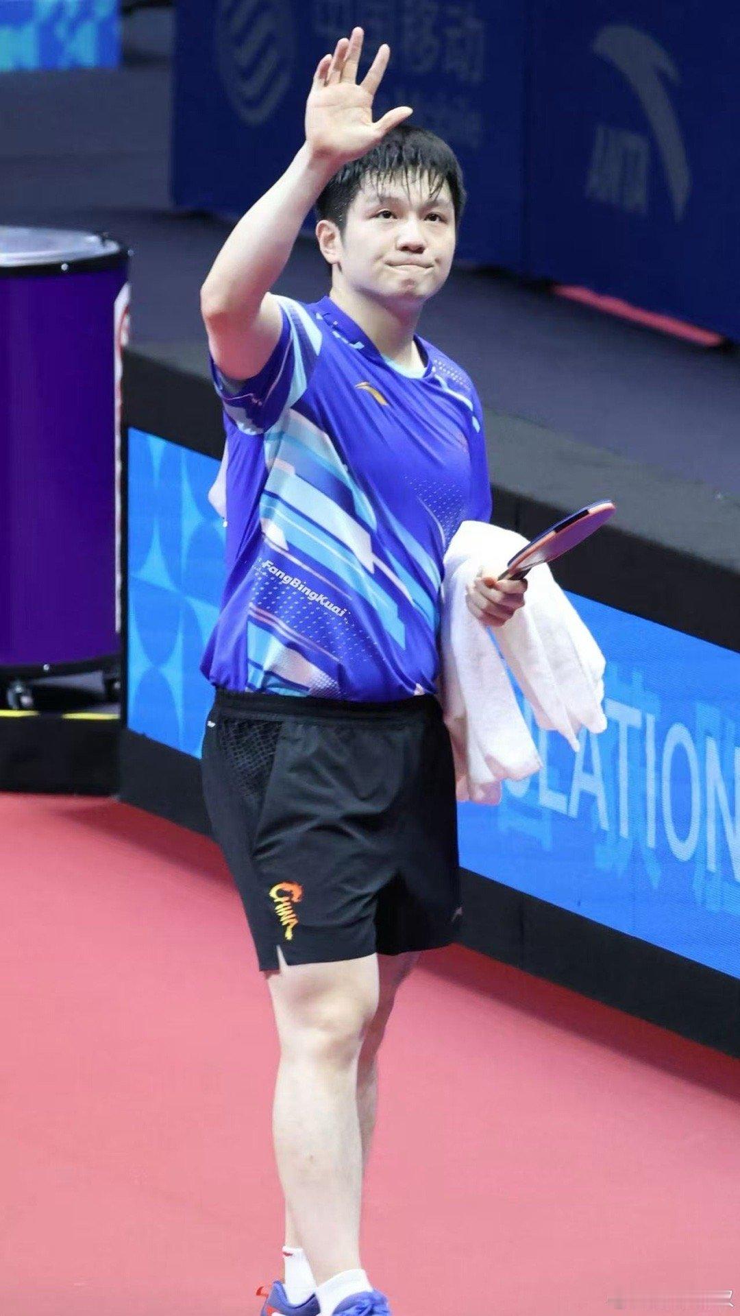 球台王者遇K歌之王，双向心动！