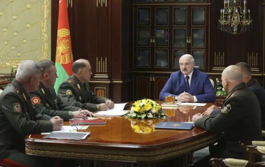 最近俄罗斯那边出了个大新闻，刷爆了外网也惊动了不少关注俄乌局势的人。一位俄罗