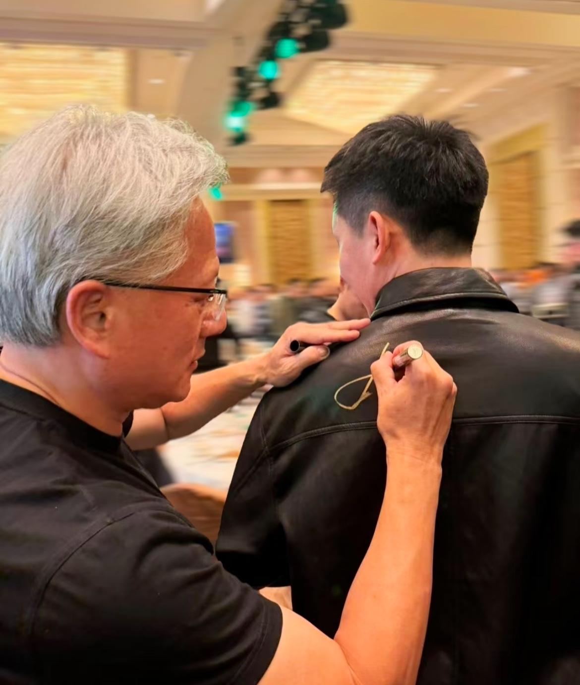 1月26日晚，英伟达创始人兼CEO黄仁勋现身北京，出席“2026NVIDIA