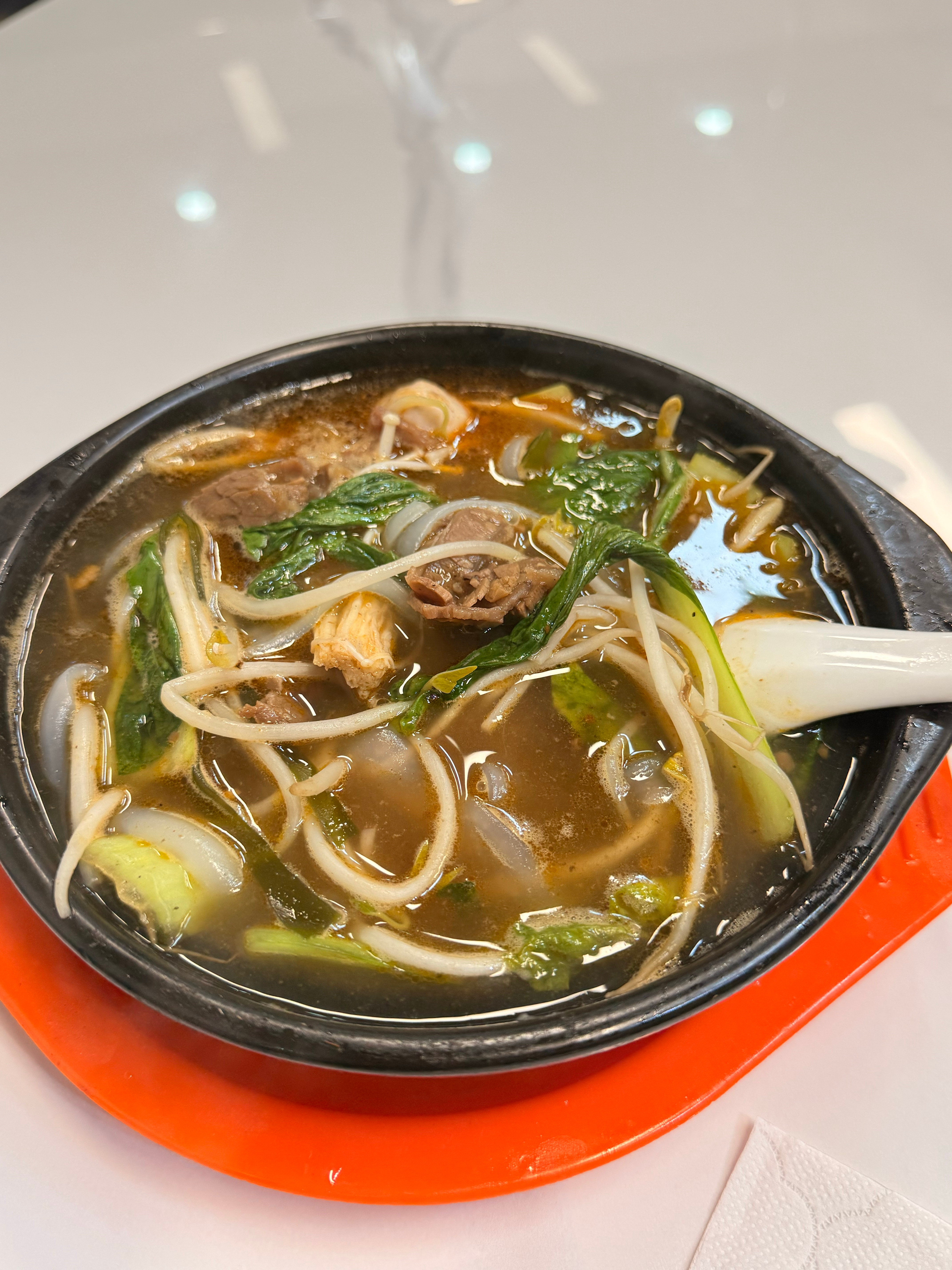 半夜饿了下楼吃牛肉砂锅粉😋​​​
