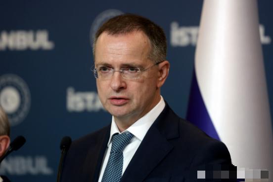 旁观者清！俄罗斯专家一语道破天机：中国打日本，根本不需要硝烟。只需要三个字——“