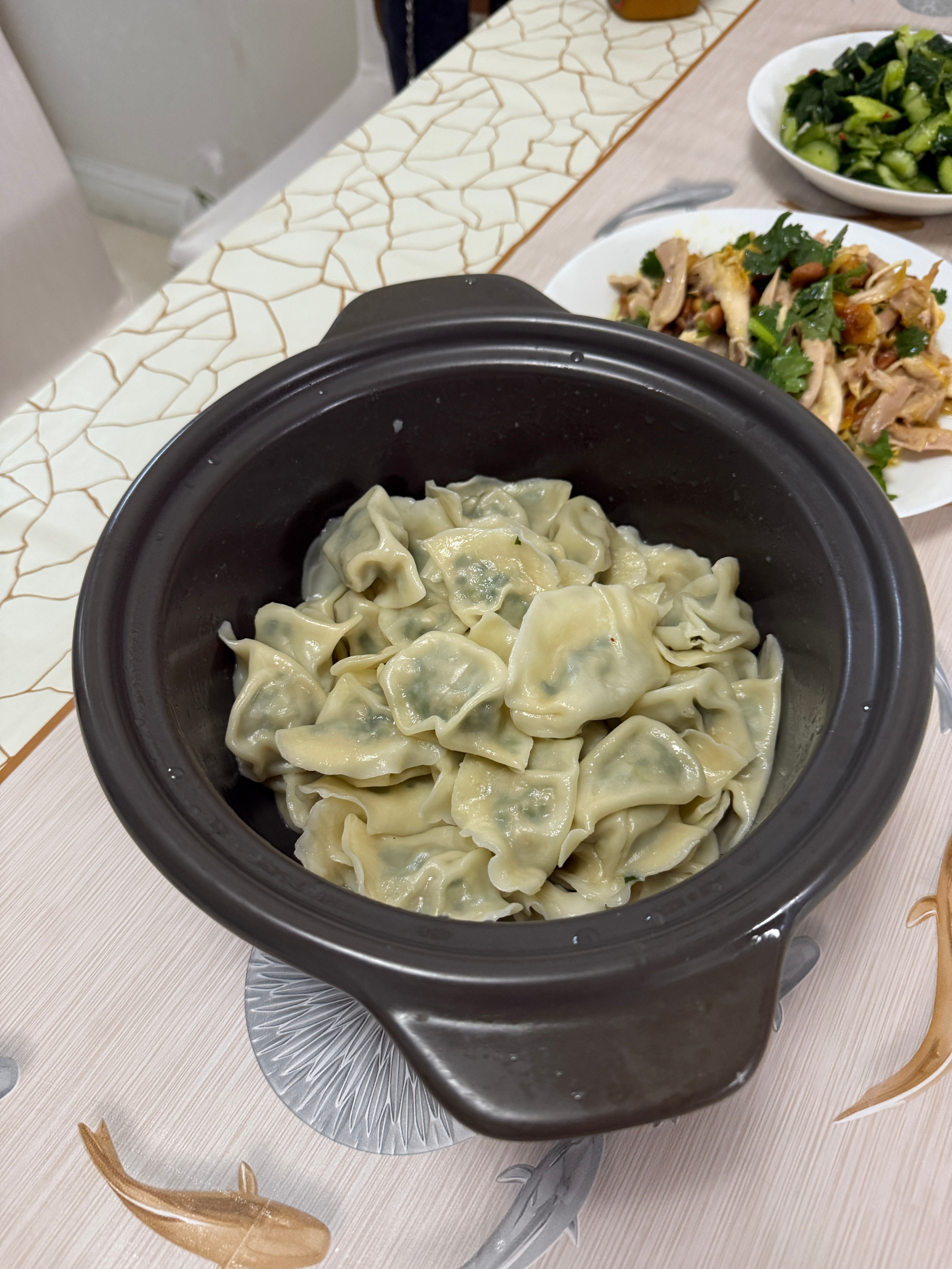 自己在家包饺子吃😘😘​​​