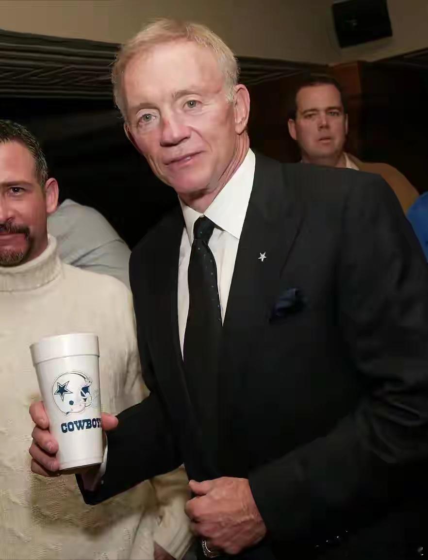 世界首富巴菲特告诉儿女：“穷人一直处于贫穷状态，原因只有一个，那就是他们未能意识