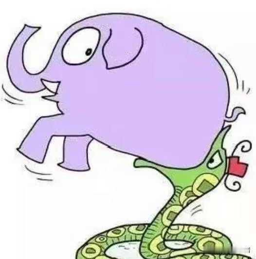 我小姨在我们家旁边的大集上开了个早点铺卖大包子，刚开始两口子忙不过来，我妈习惯早