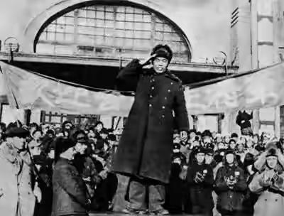 随曾泽生起义的几位高级别军官，后来的人生境遇令人唏嘘。话说这几位当年在长春跟