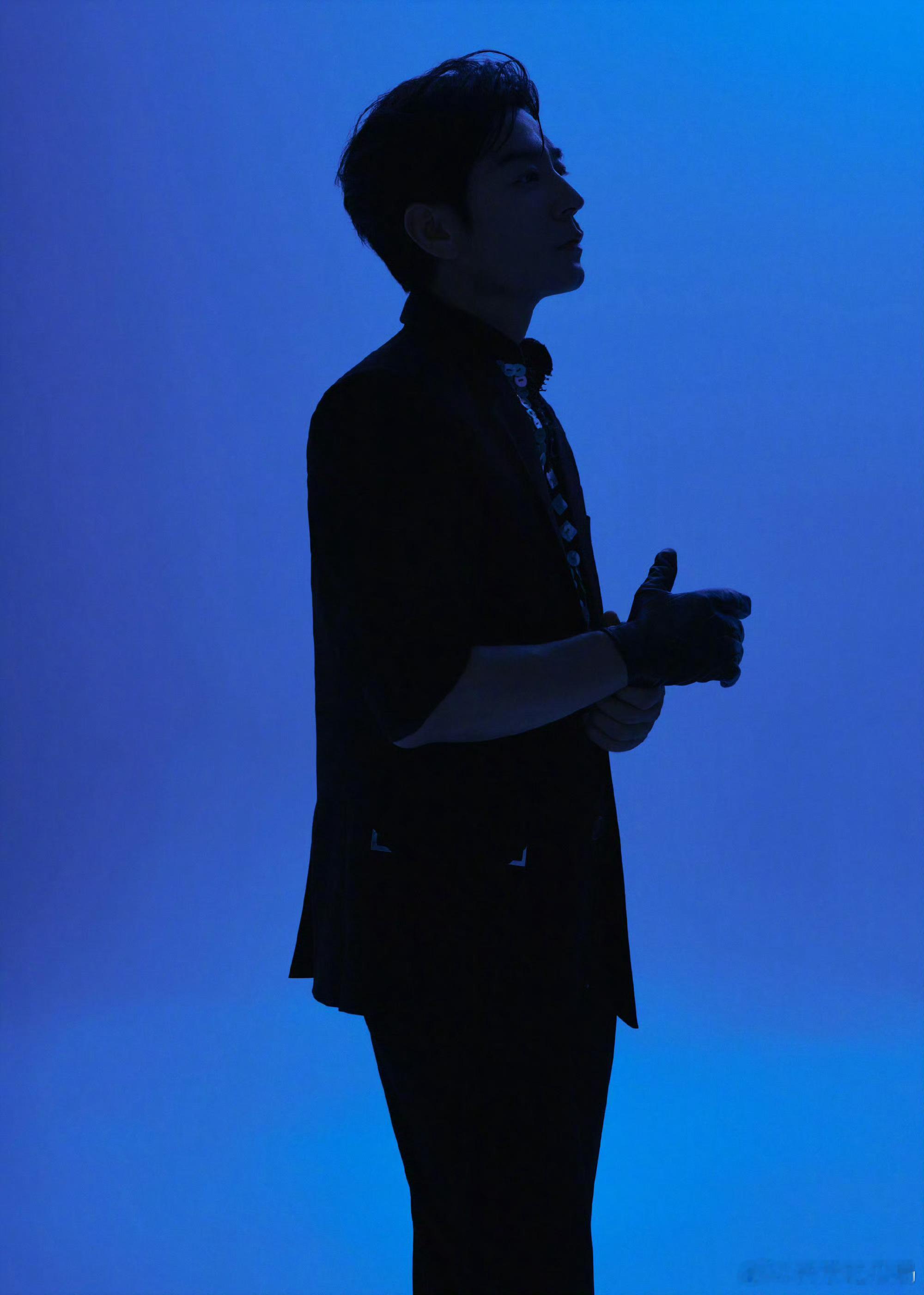 李光洁李光洁磁性低音炮李光洁唱人声鼎沸谁说演员不能跨界？这低音炮一开口，直接把