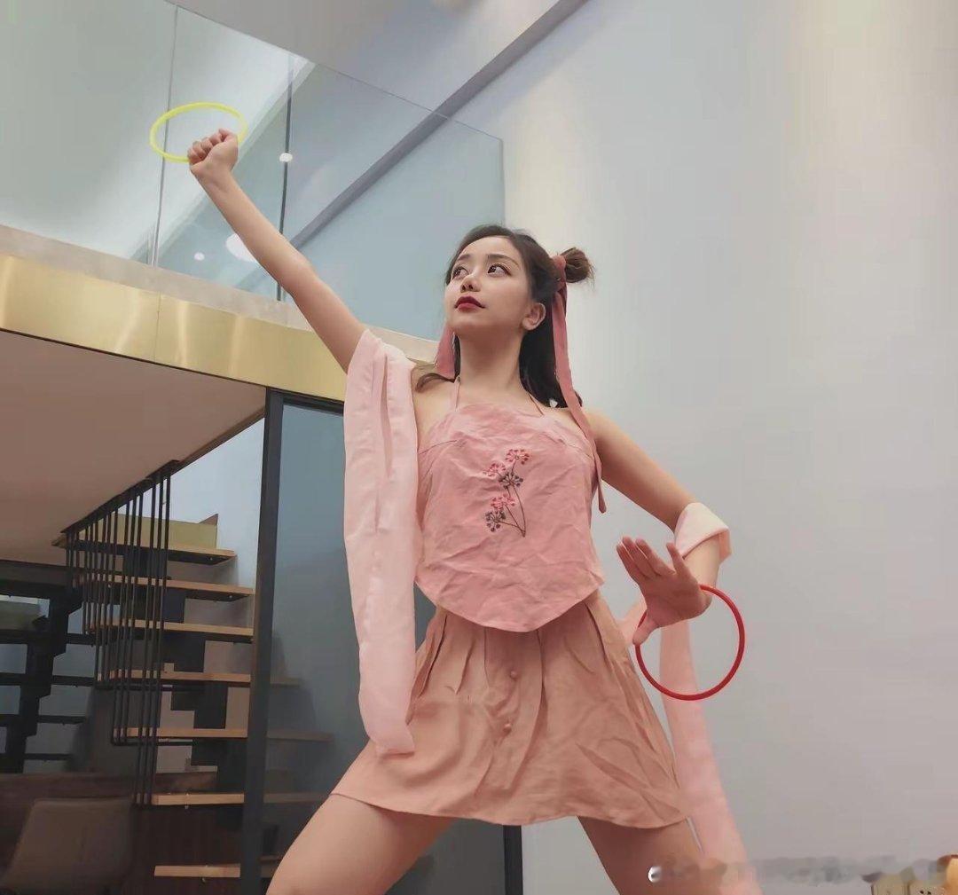 这才是成年人会喜欢的哪吒。