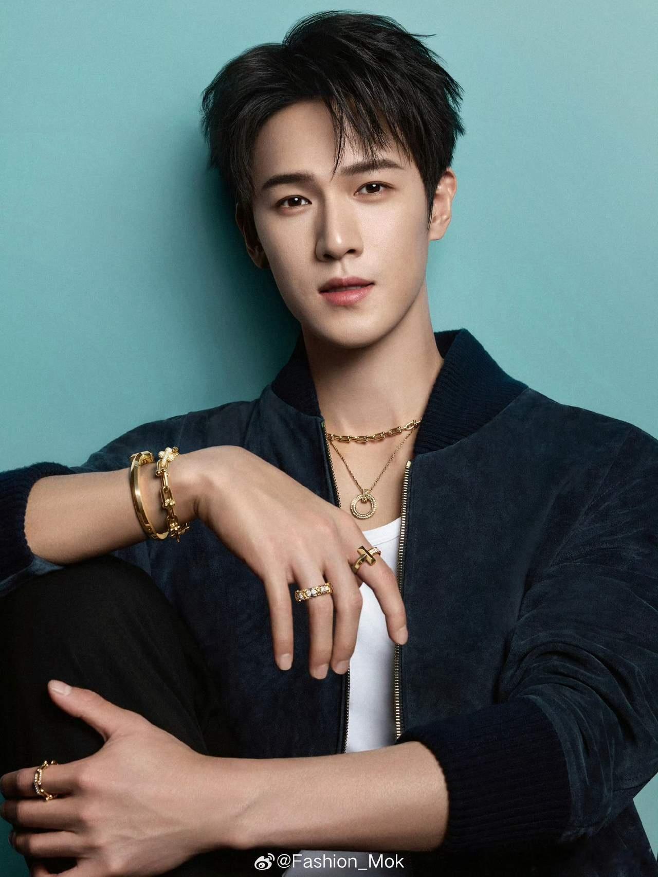 吃瓜🍉🍉1.许魏洲自从官宣结婚后确实消息少了很多，之前也算是大爆过，回归家庭