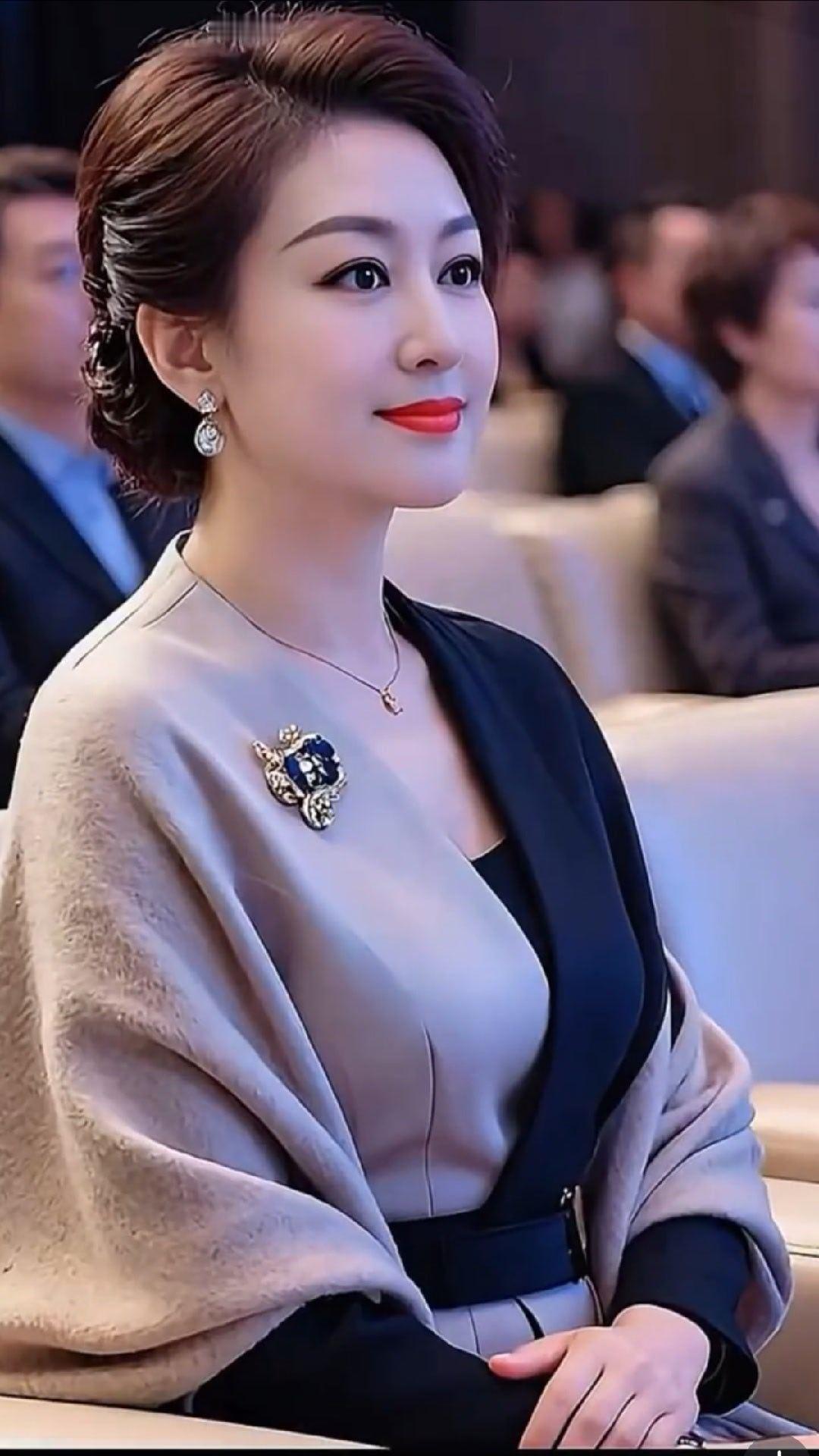 夫妻相处基本原则1、洗澡，不要一起2、同房，不要拒绝3、财务，不要隐瞒4、矛盾，