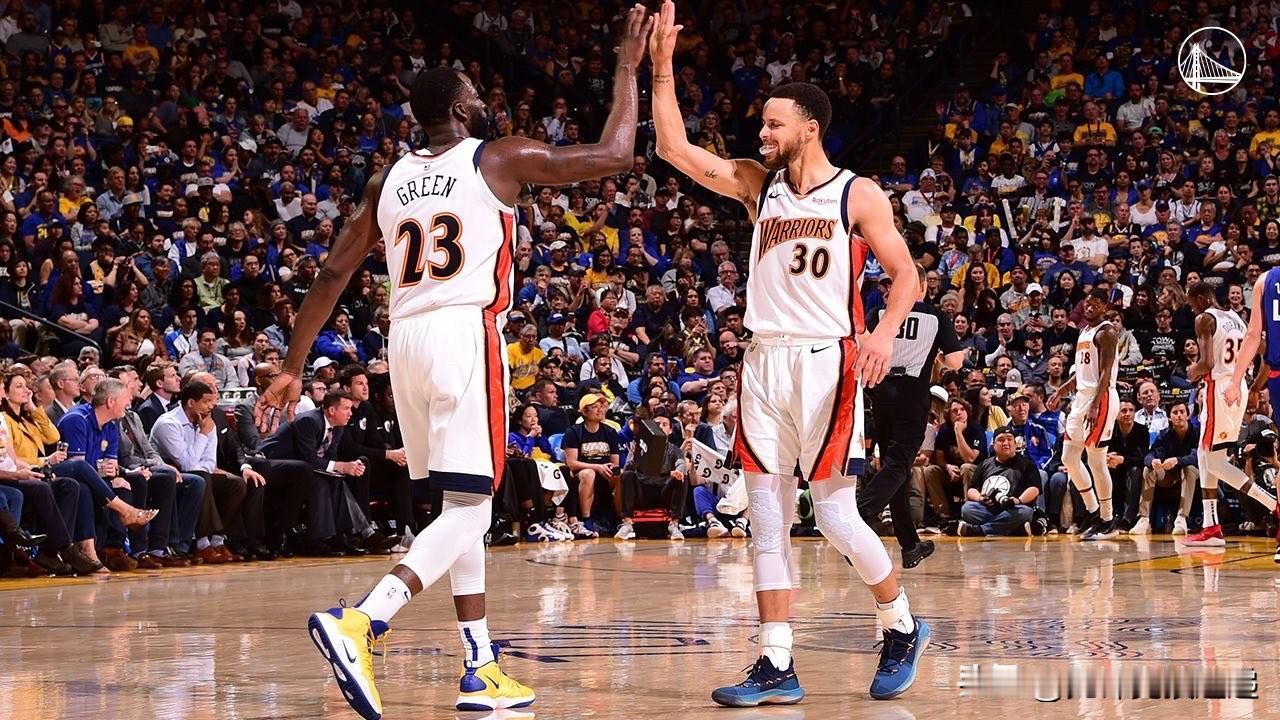 金州勇士队成为NBA历史上唯一一支在季后赛各个种子位置都取得胜利的球队。
